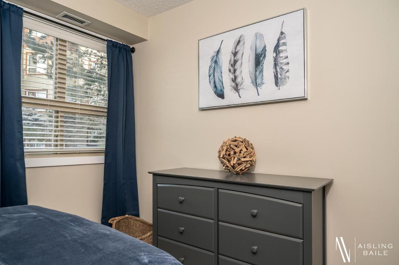 Rustic Modern 2 Bed 2 Bath With Lakeview Pool And Hot Tub Invermere Exterior foto